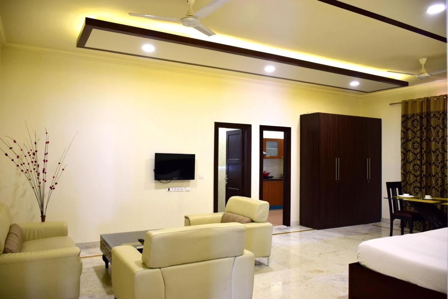 When In Gurgaon - Artemis Hospital 1 Min Walk, Fortis & Medanta 4 Mins Drive Екстериор снимка